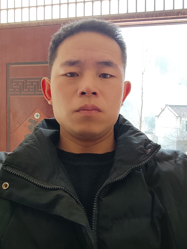 勇敢的成长的第一张照片--邢台相亲服务中心