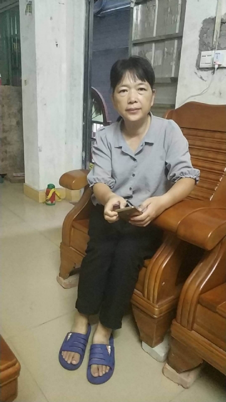 浮萍的第一张照片--邢台相亲服务中心