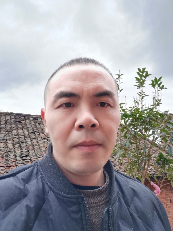 无悔的第一张照片--邢台相亲服务中心