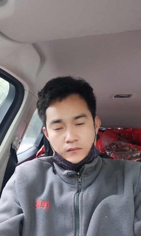 冷锋的第一张照片--邢台相亲服务中心