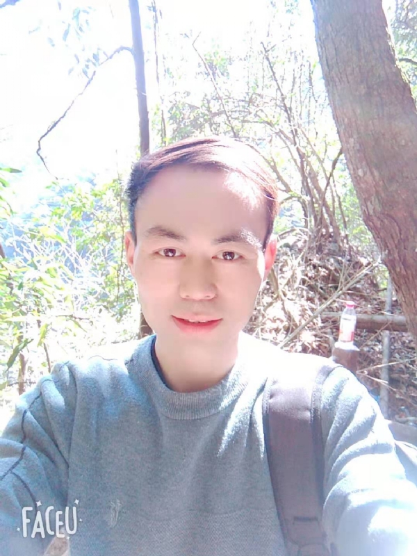 阿龙的第一张照片--邢台相亲服务中心