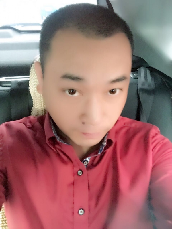 在一个路口等的第一张照片--邢台相亲服务中心