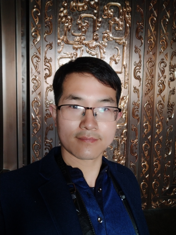 鹏鸟的第一张照片--邢台相亲服务中心