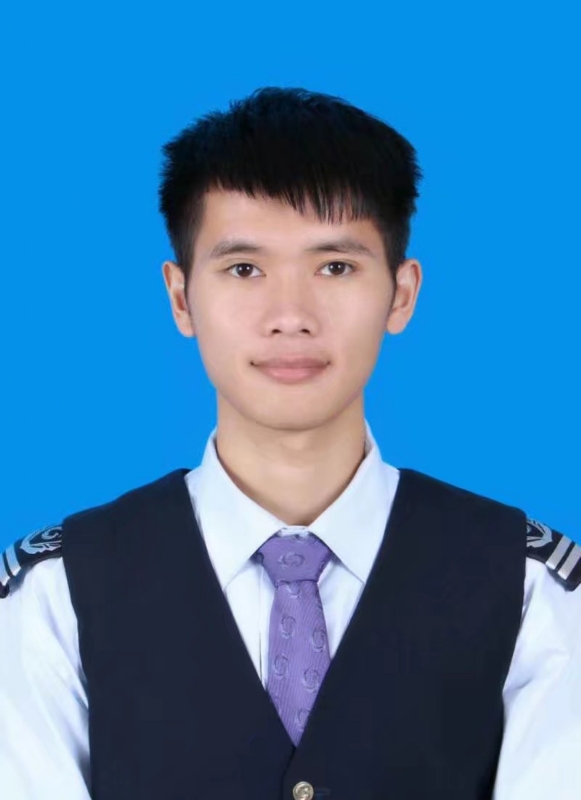 一头奔跑的熊的第一张照片--邢台相亲服务中心