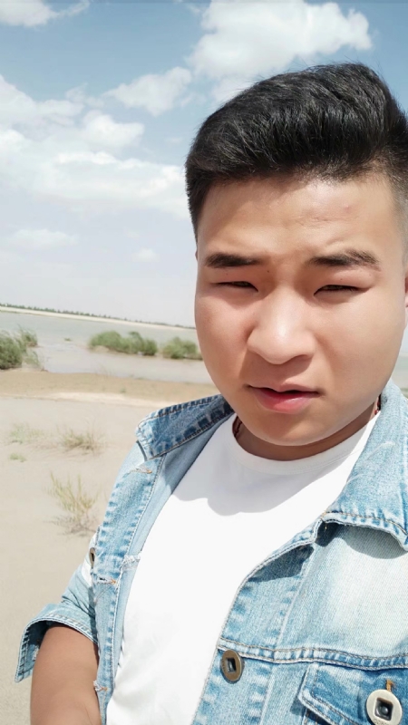 王强的第一张照片--邢台相亲服务中心