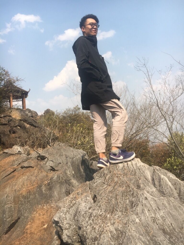 雨夜寻知己的第一张照片--邢台相亲服务中心