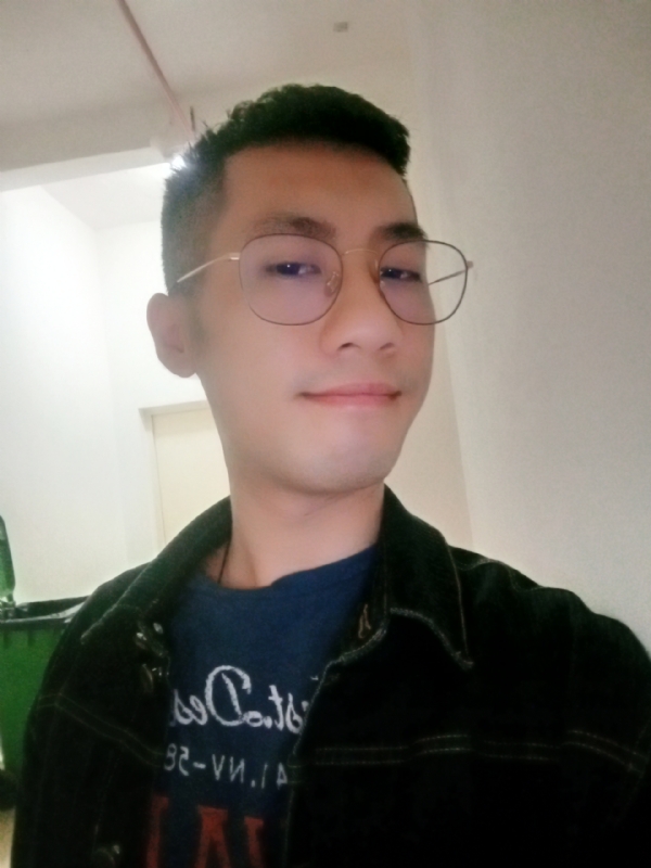 赫兹的第一张照片--邢台相亲服务中心