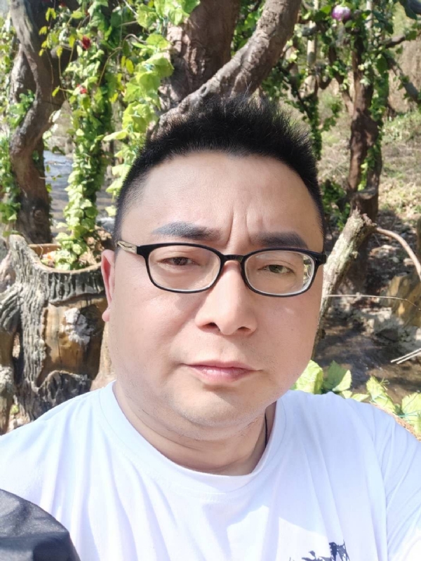 妙手仁心的第一张照片--邢台相亲服务中心