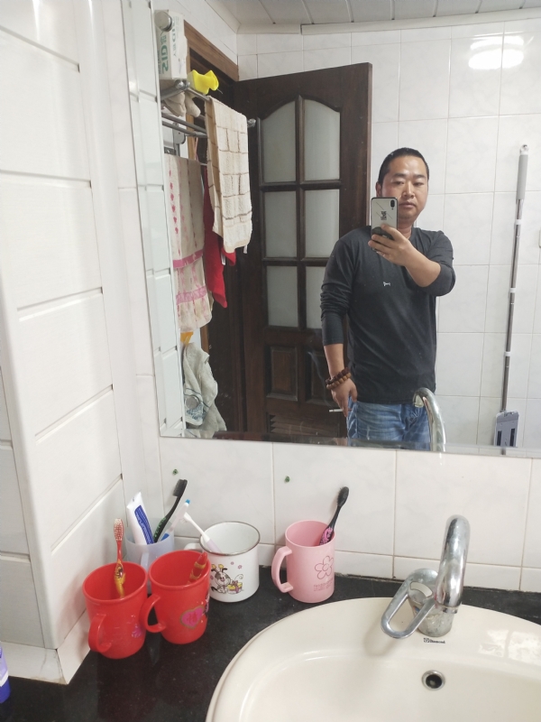 半世人间的第二张照片--邢台相亲服务中心