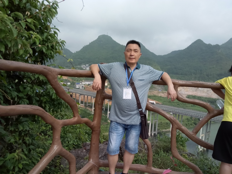 岁月无声的第一张照片--邢台相亲服务中心