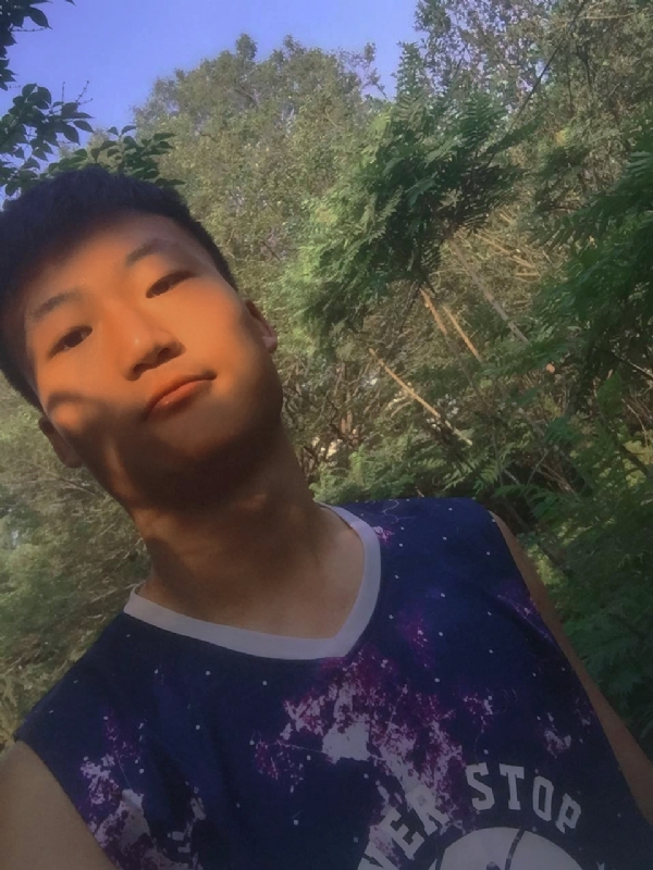 夏日的第一张照片--邢台相亲服务中心