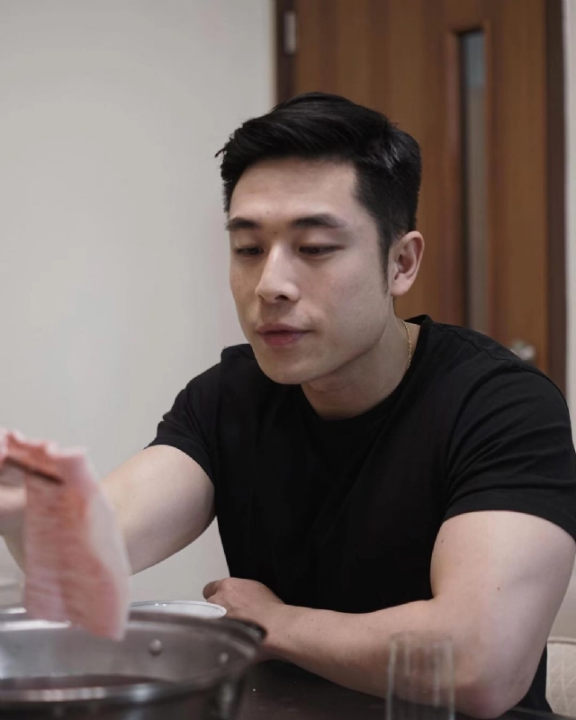 李浩泓的第一张照片--邢台相亲服务中心