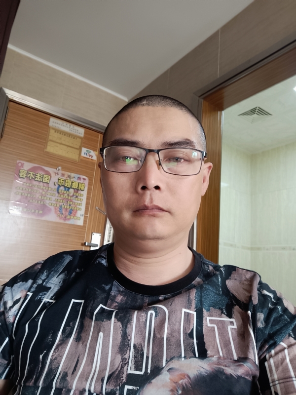 心梦无痕的第一张照片--邢台相亲服务中心