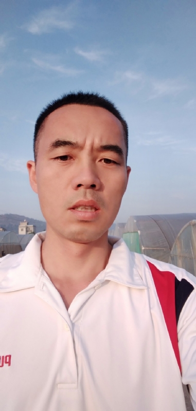 大头鱼的第一张照片--邢台相亲服务中心