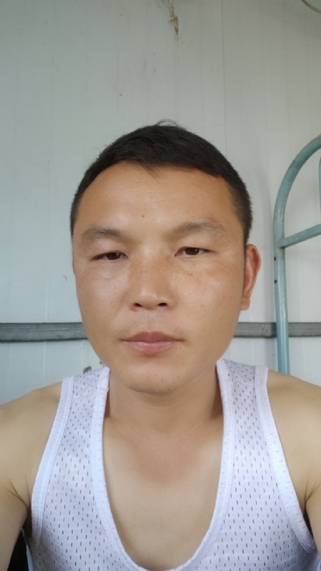 善良的人的第一张照片--邢台相亲服务中心