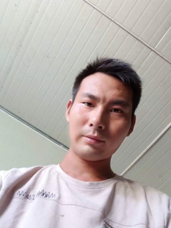 快乐肥宅水的第一张照片--邢台相亲服务中心