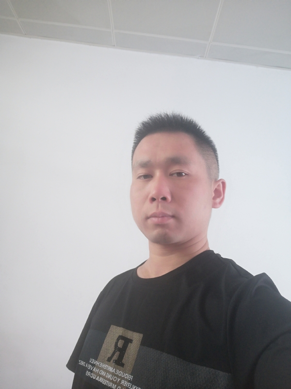 孤独的狼的第一张照片--邢台相亲服务中心