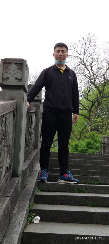 翁的第一张照片--邢台相亲服务中心