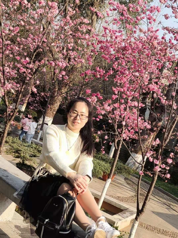 Nancy的第一张照片--邢台相亲服务中心