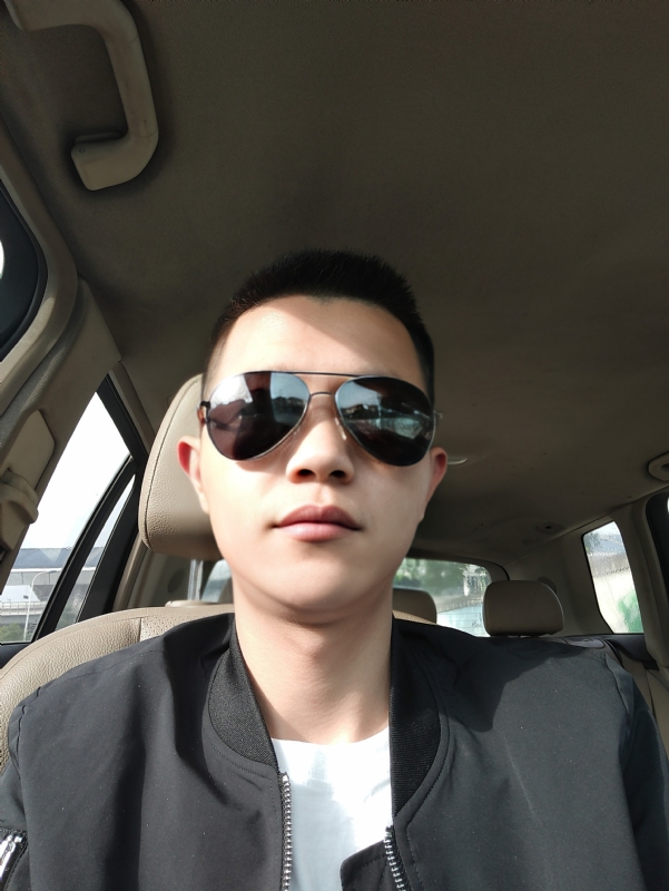 葛先生的第二张照片--邢台相亲服务中心