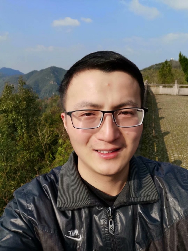 杨先生的第一张照片--邢台相亲服务中心