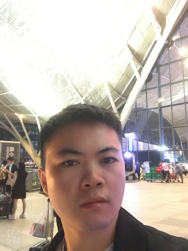 骑马的快乐的第一张照片--邢台相亲服务中心