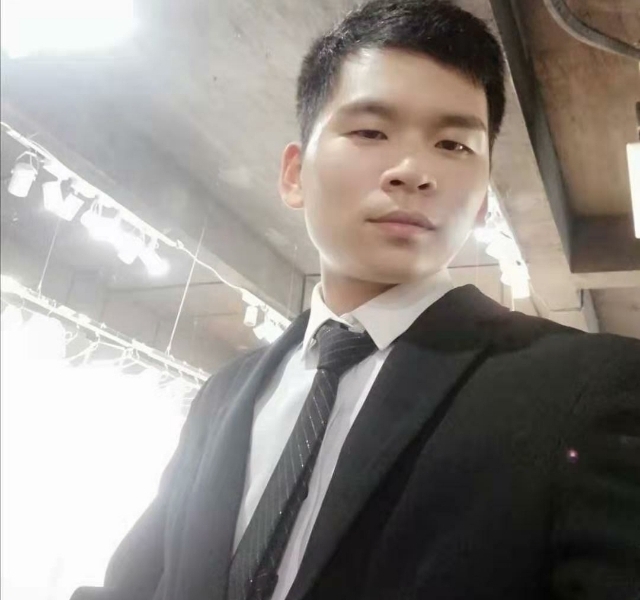 凌晨三点三分的第一张照片--邢台相亲服务中心