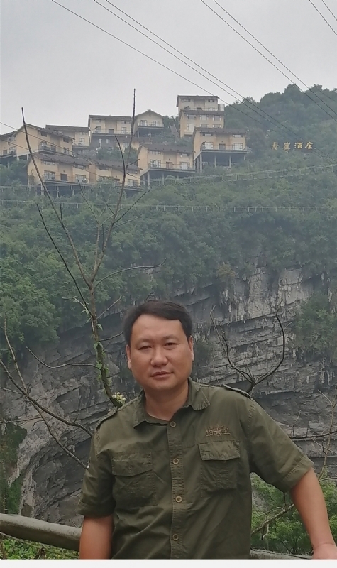 迷彩人生的第一张照片--邢台相亲服务中心