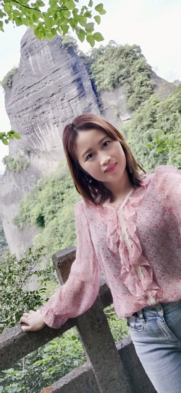 花开半夏的第二张照片--邢台相亲服务中心