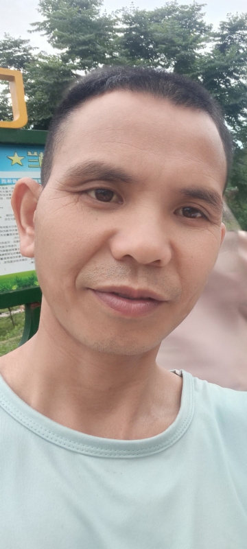 找个相爱的人结婚的第一张照片--邢台相亲服务中心