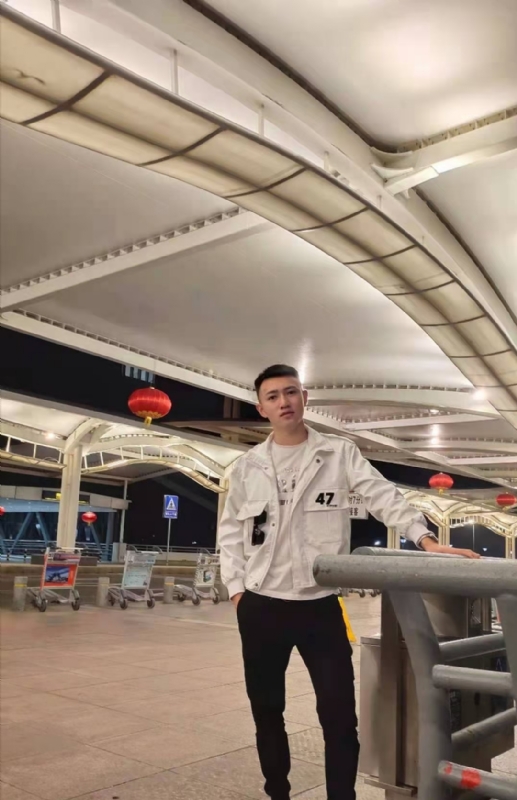 猕猴的第一张照片--邢台相亲服务中心