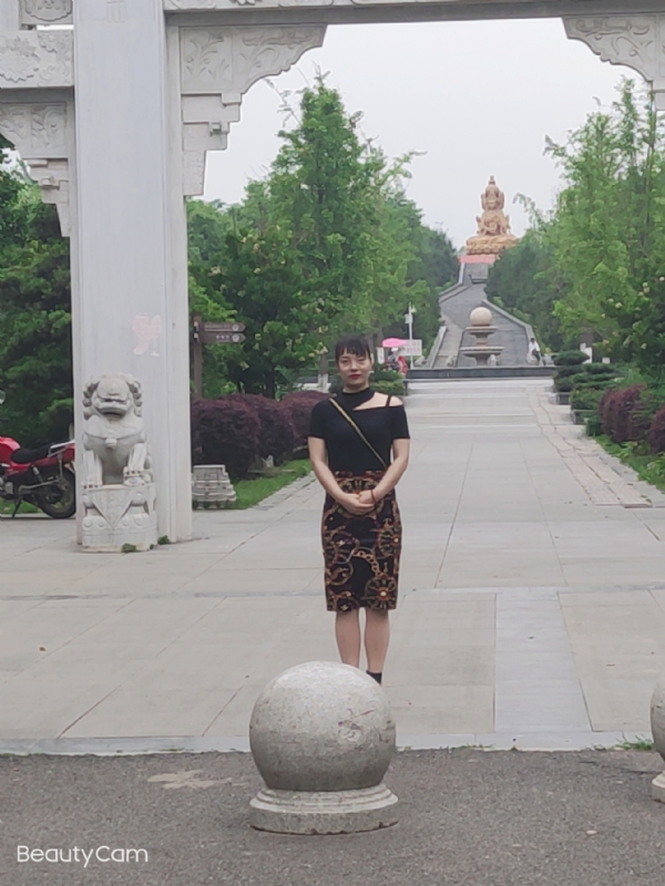 魏沐阳子的第三张照片--邢台相亲服务中心