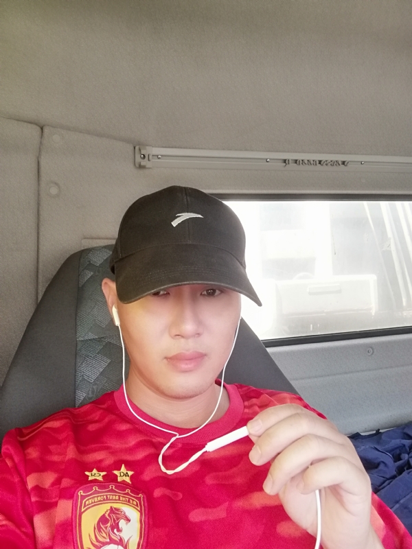 B大叔的第二张照片--邢台相亲服务中心