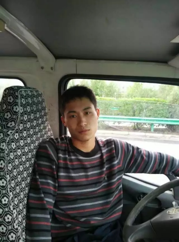 桦树林的第一张照片--邢台相亲服务中心