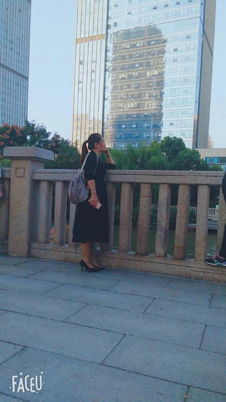 清秋的第二张照片--邢台相亲服务中心