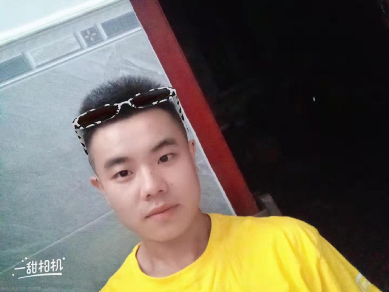 建国90周年的学渣的第一张照片--邢台相亲服务中心