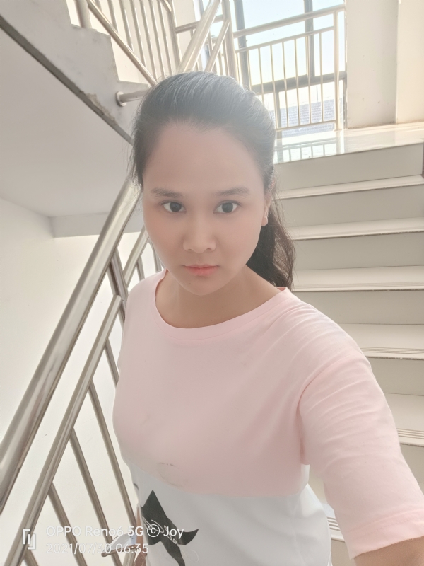 姣的第三张照片--邢台相亲服务中心