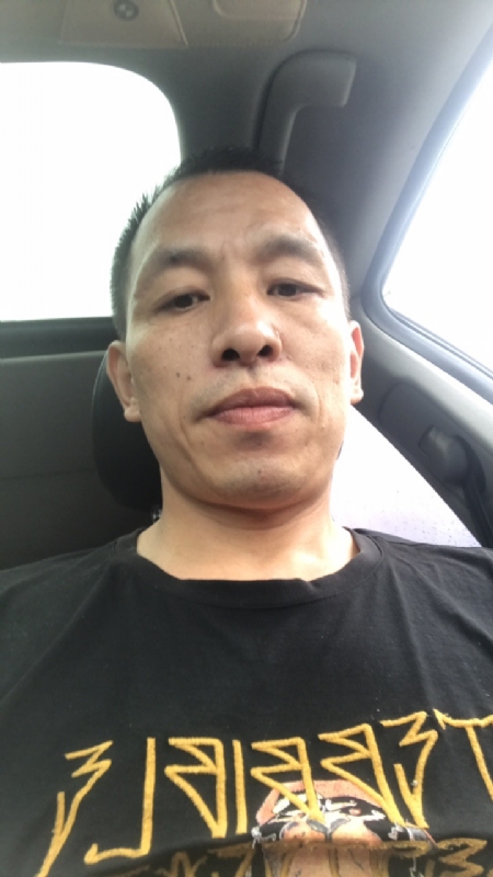 迷茫的第一张照片--邢台相亲服务中心