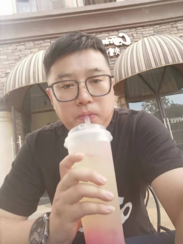 半旧情怀的第一张照片--邢台相亲服务中心