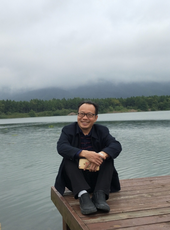 老牛的第一张照片--邢台相亲服务中心