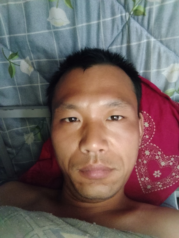 弘扬的第一张照片--邢台相亲服务中心