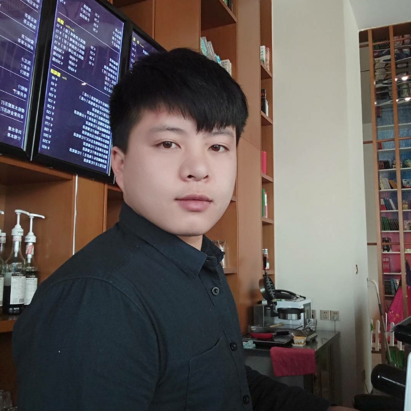 帅被人打的第一张照片--邢台相亲服务中心