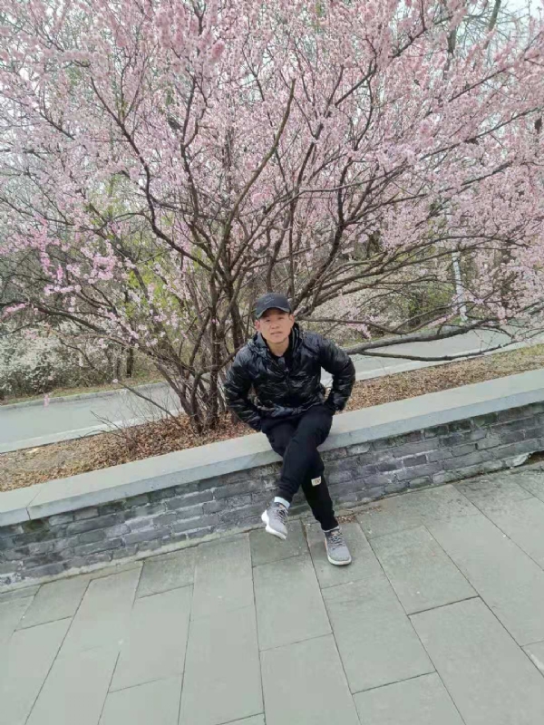 寻找幸福的第一张照片--邢台相亲服务中心