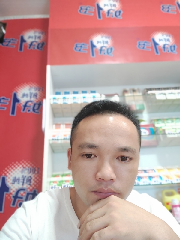 小老弟的第一张照片--邢台相亲服务中心