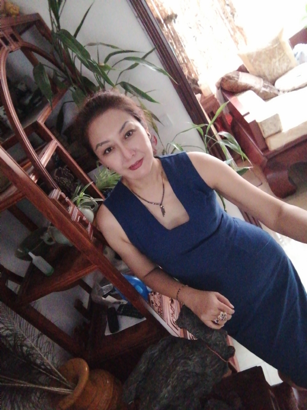 1975珠砂痣的第二张照片--邢台相亲服务中心