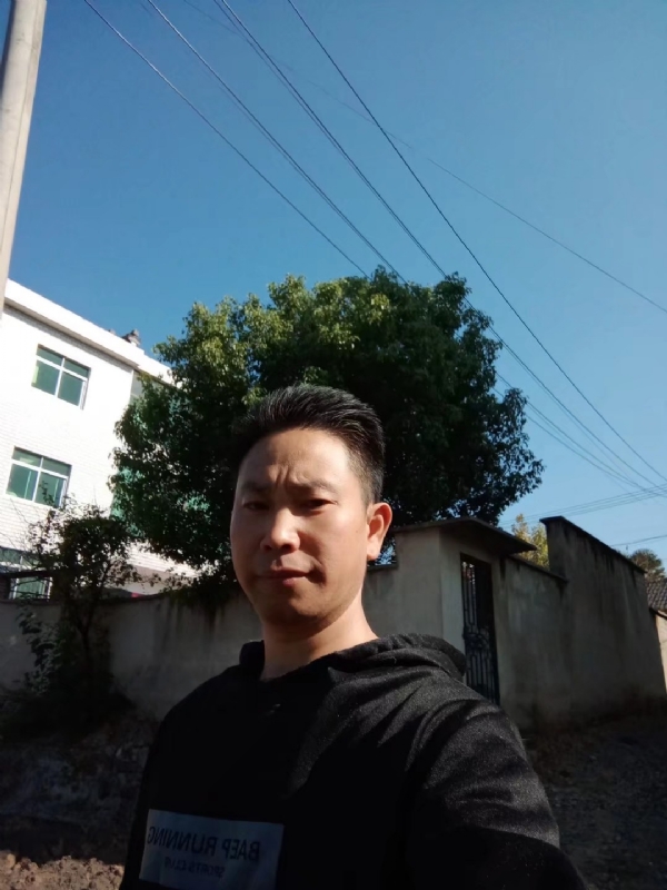 寻缘中的第二张照片--邢台相亲服务中心