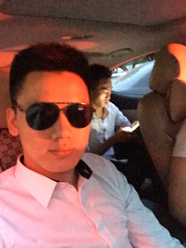 哎迩的第一张照片--邢台相亲服务中心