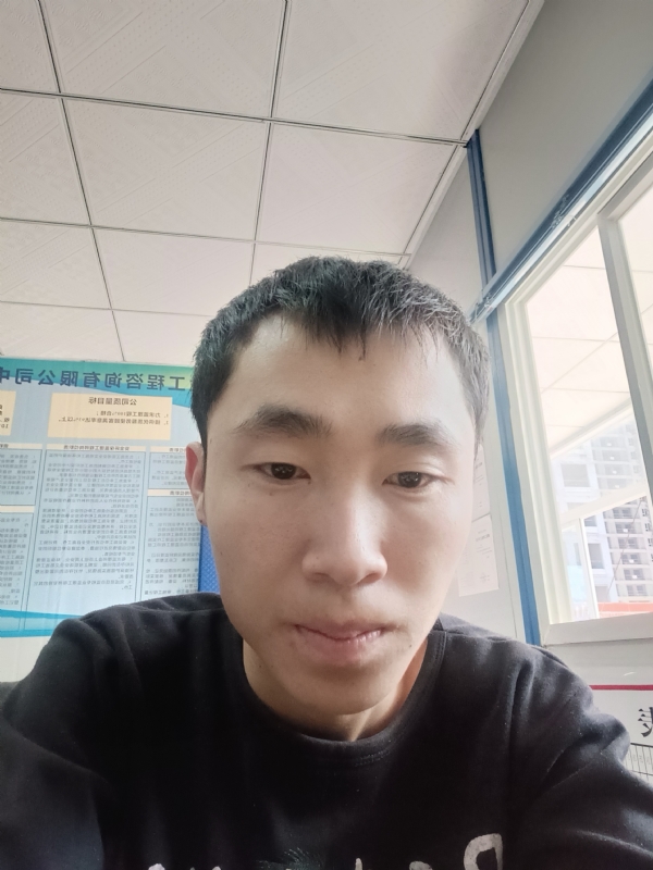 小哥哥的第一张照片--邢台相亲服务中心