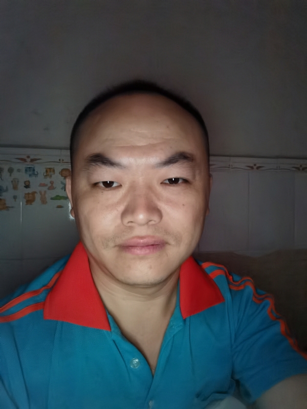 与子携老的第二张照片--邢台相亲服务中心