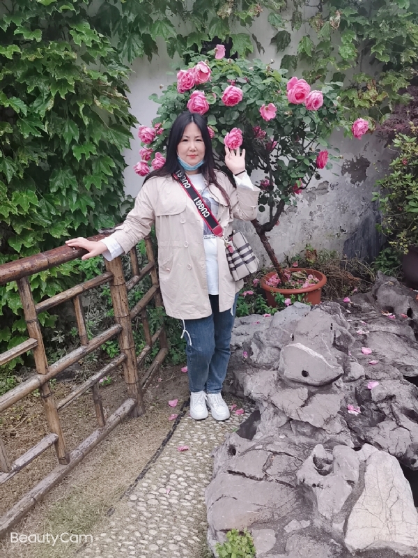 乖乖一女的第三张照片--邢台相亲服务中心